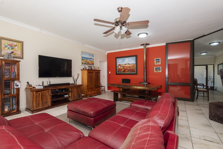 4 Bedroom Property for Sale in Country Club Western Cape